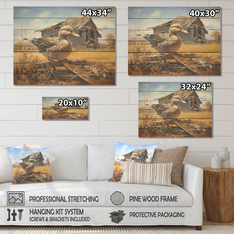 «Waddling Duck At The Barn II» - animal canard sur bois, H 10 po x l 20 po x P 0,78 po