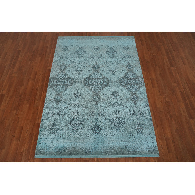 Tapis bleu sophistiqué 5 x 7 pour rehausser votre décor