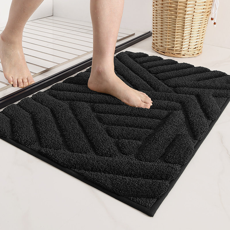 Ibnou Non-Slip Bath Rug, 32" L x 20" W, Black