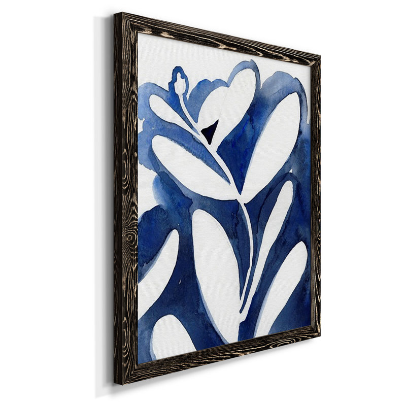 «Blue Eucalyptus I», reproduction d'art sur toile, H 43,5 po x l 31,5 po x P 1 po, Pas de tapis, Toile avec cadre noyer