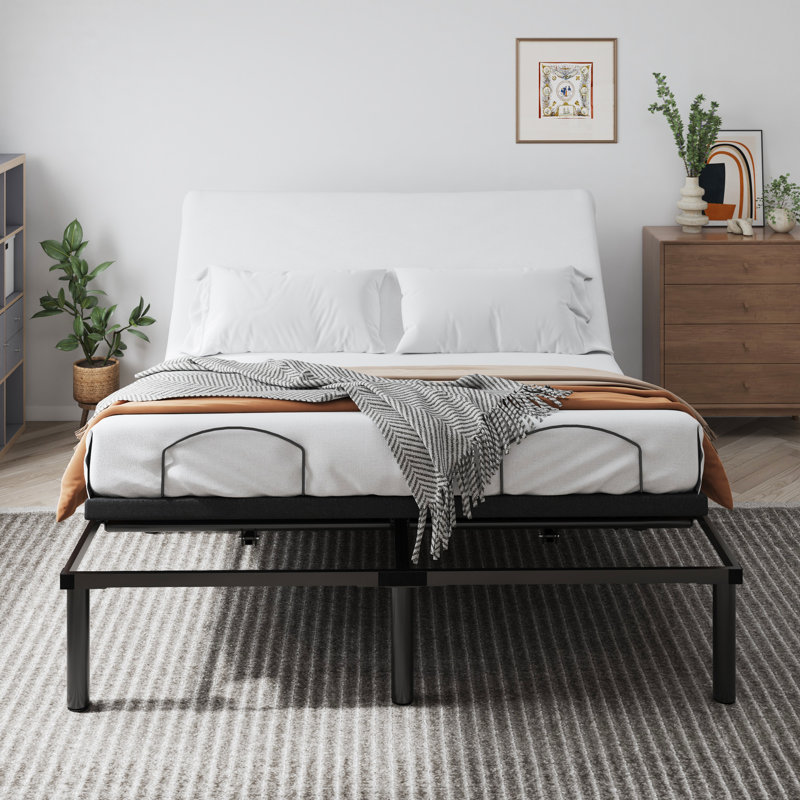 Meyersdale Queen Adjustable Bed with Remote