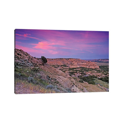 Badlands Sunset by Brian Wolf - Wrapped Canvas Print