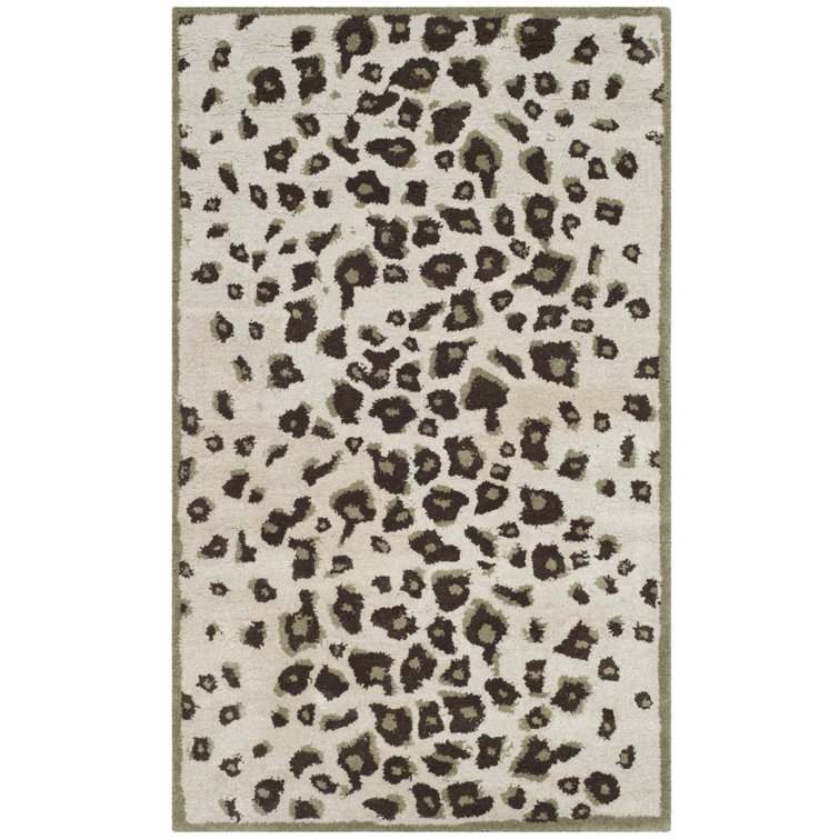 Jamon Martha Stewart Hand Tufted Wool/Viscose Animal Print Rug in Grassland Green