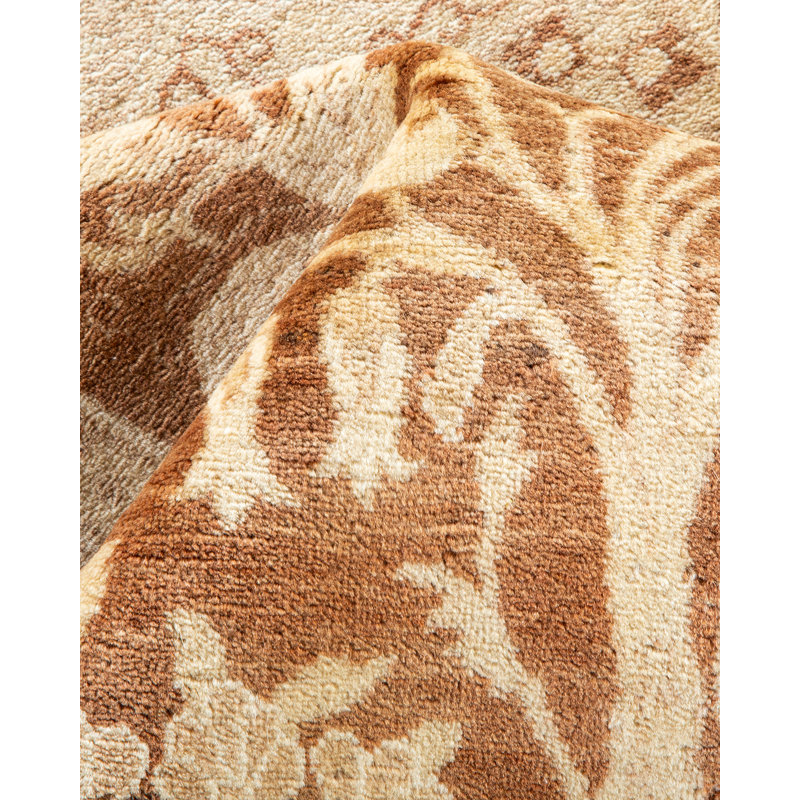 Vernease One-of-a-Kind 10' 3" X 14' 0" 2000s Wool Area Rug in Ivory