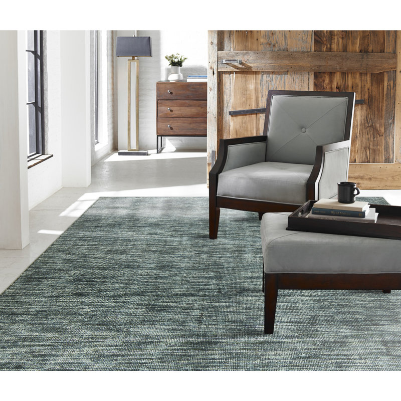 Neva Wool Area Rug in Blue, 7'6" x 9'6"