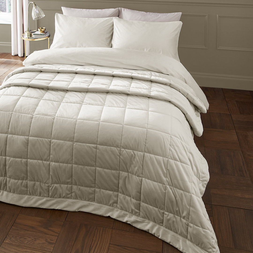 Kingsley Matt Velvet Quilted Bedspread