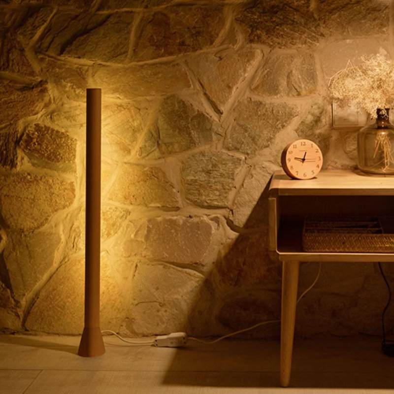 All-Solid Wood Floor-Standing Ambient Lighting For A Family Bedroom