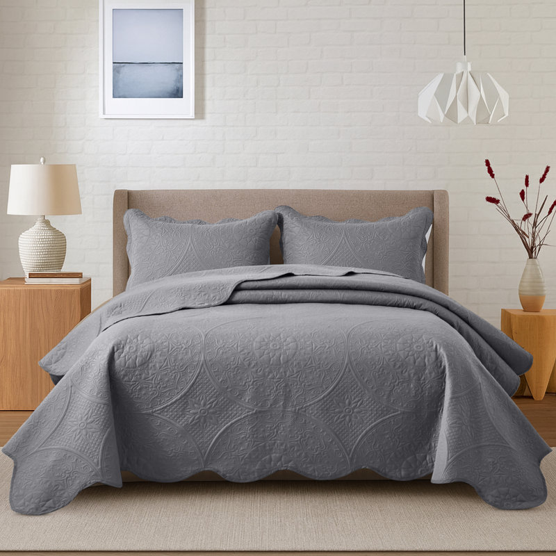 Floral Embossed Quilted Bedspread Set, Oversized and Lightweight Bedding Set with Pillow Shams, Gray