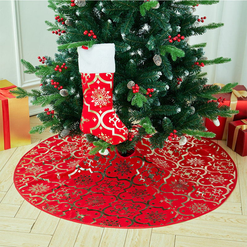 Lamont Tree Skirt