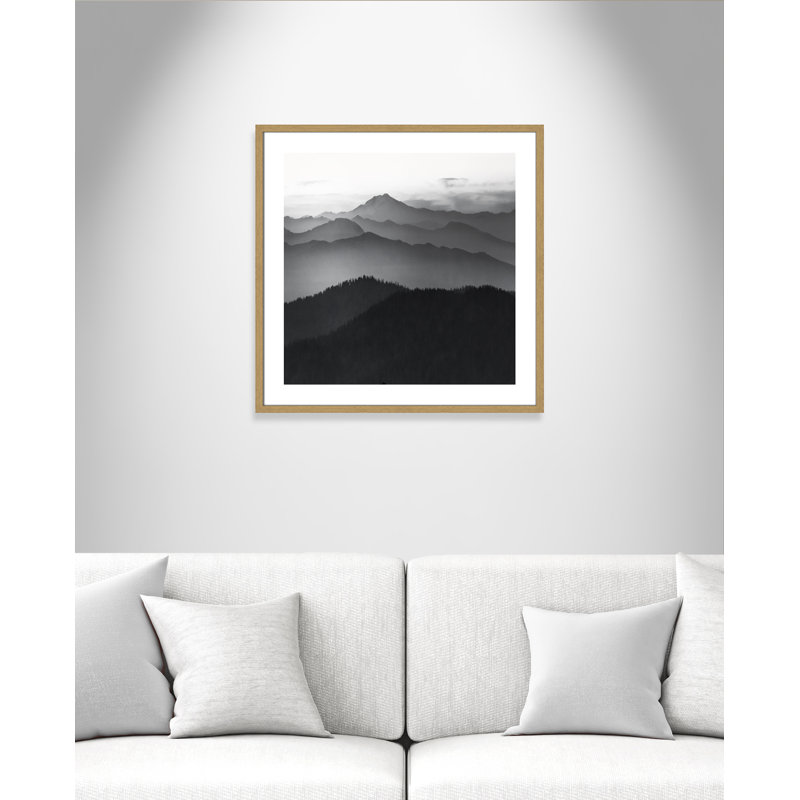 Cascades par Danita Delimont - reproduction de photo encadrée, H 27,5 po x l 27,5 po x P 0,75 po, Encadré naturel