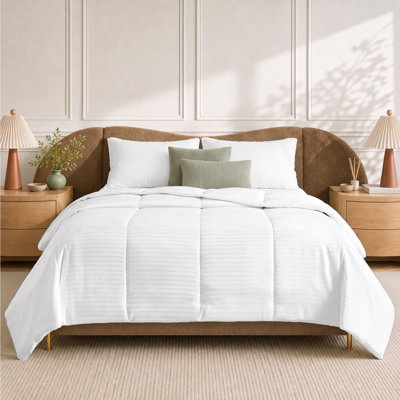 Bedsure Oversized King Striped Jacquard Quilted Duvet Insert – Down Alternative, All-Season Comforter