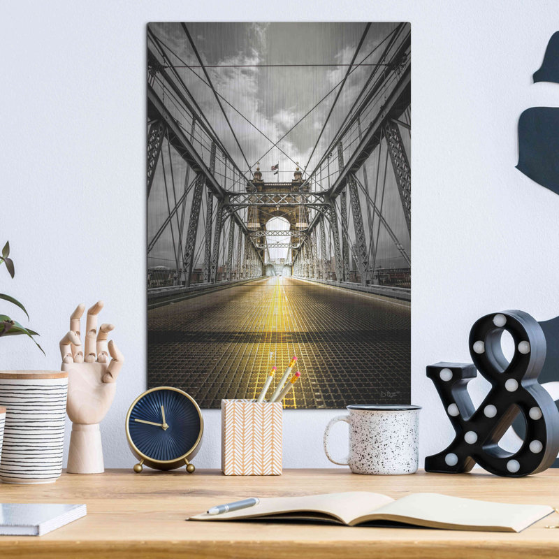 «Bridge Aglow» par Donnie Quillen, H 16 po x l 12 po
