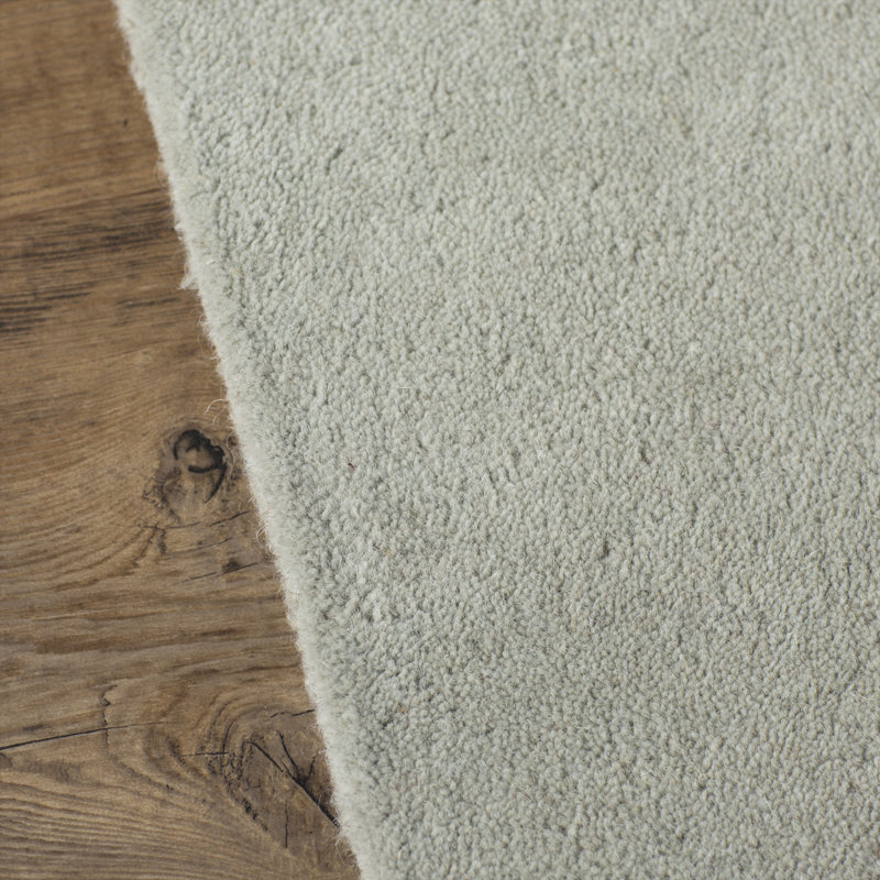 Tapis gris clair / ivoire en laine touffeté à la main Camisa, Tapis de couloir 2 pi 6 po x 6 pi