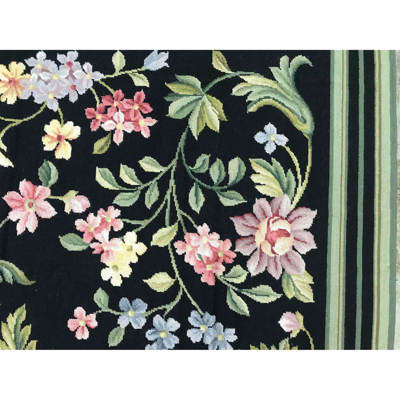 Tapis noir de haute qualité noué à la main