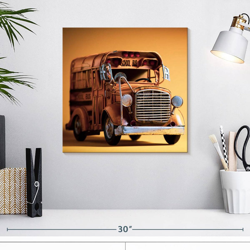 Le vieux autobus scolaire de Mehar, H 16 po x l 16 po