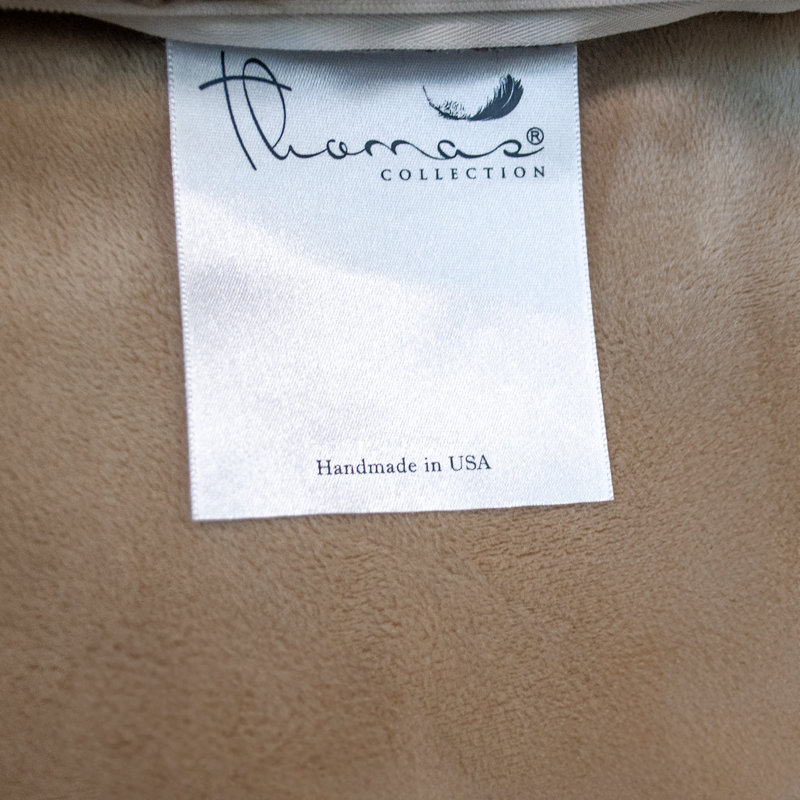 Ensemble de coussins décoratifs en fausse fourrure Thomas Collection®, Carré 20 po