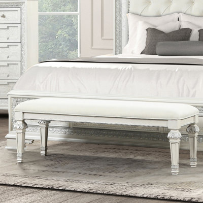 Banc traditionnel blanc crème avec capitonnage à boutons en losanges, bois de pin et bois d'ingénierie, l 54 po pour le passage de la chambre à coucher avec bouton relaxant de 54 po de largeur