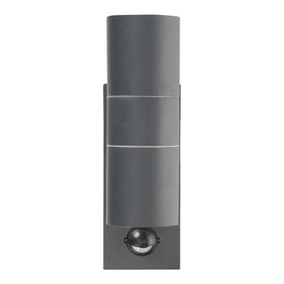 Riga 2 - Bulb 21.5cm H Outdoor Armed Sconce
