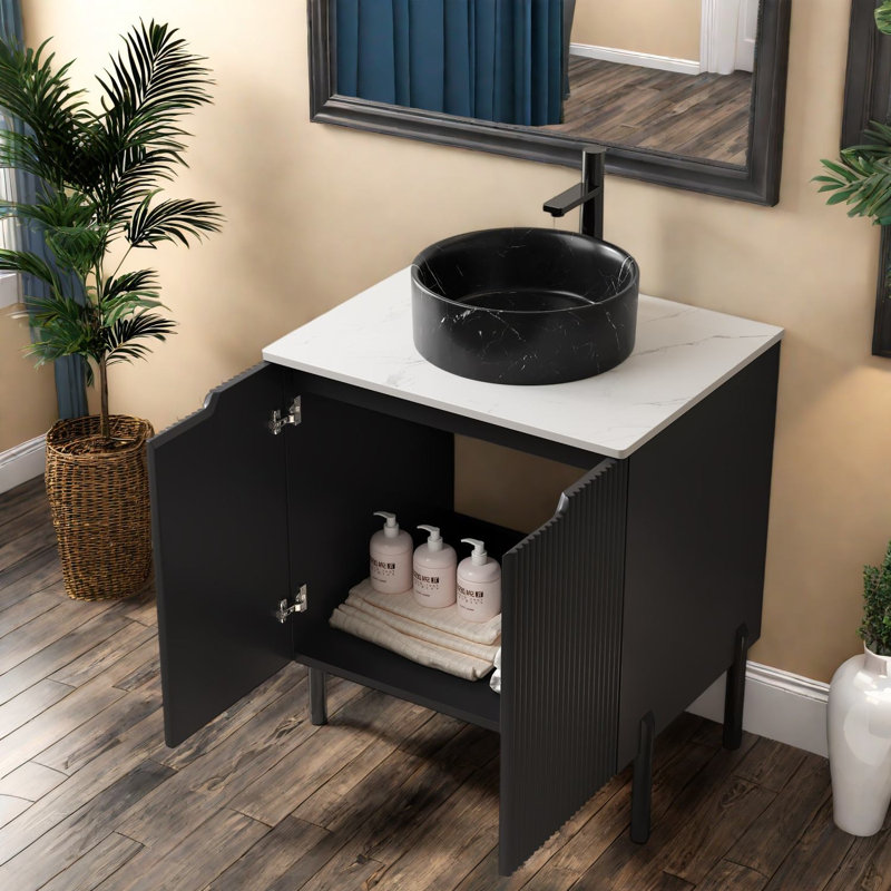 Élégants meubles-lavabos avec lavabo en céramique et comptoir en pierre de Carrare