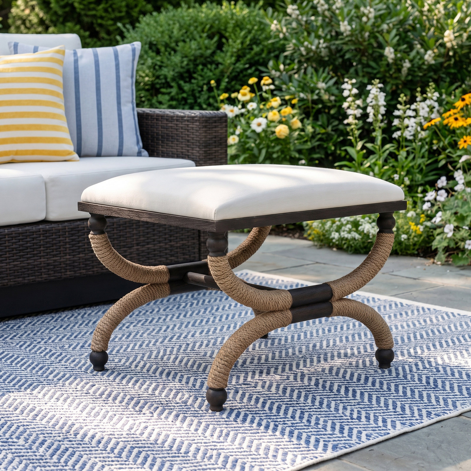 Ine 24" Ottoman