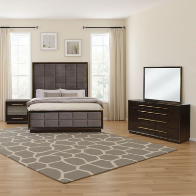 Lyni 4pc Tall Tall Queen Bedroom Set, Gold Accents, Gray Upholstery