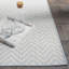 Tapis d'intérieur / extérieur à chevrons lavable à la machine Martha Stewart-63697375
