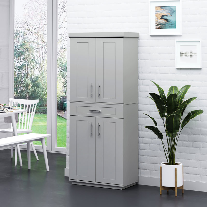 Armoire de cuisine autoportante grise - Rangez et organisez votre garde-manger moderne avec des tablettes réglables, des portes et un tiroir polyvalent