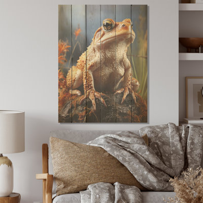 Classic Frog Portrait - Frogs & Toads Wood Wall Art On Natural Pine Wood
