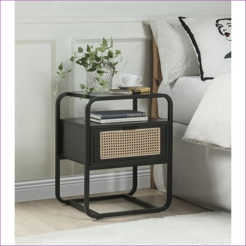 Table basse noire en verre trempé avec structure en métal - rangement peu encombrant Facile à nettoyer
