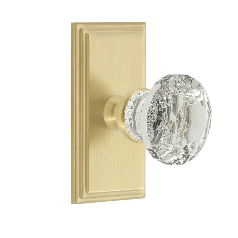 Grand Assiette courte avec bouton en cristal transparent Grandeur Carré, Laiton satiné, 2.75"