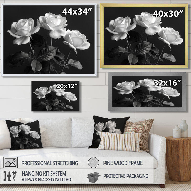 Monochromes roses noires et blanches Bloom III - Roses, art mural, H 34 po x l 44 po x P 1,5 po, Toile tendue