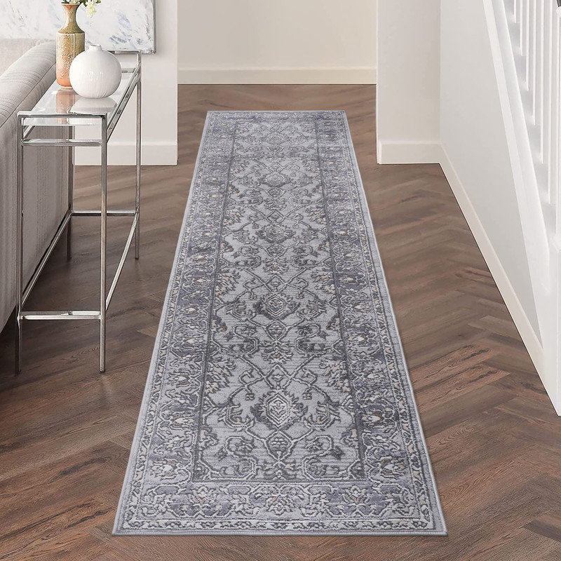 Oriental Rug, Rectangle 2'2" x 3'