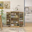 Armoire de cuisine avec plusieurs tablettes
