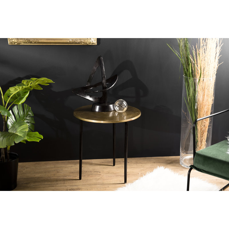 Bobby Plant Stand