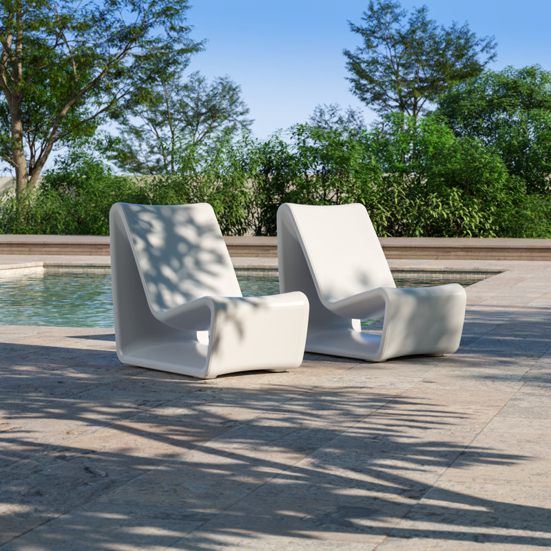 Loop Outdoor Lounge Chair, Highcloud White