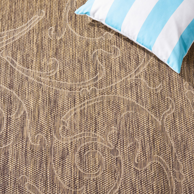 Darryl-James Performance Floral Indoor/Outdoor Area Rug, Round 5'3"
