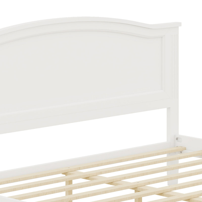 Lit plateforme avec tête de lit et pieds de lattes en bois robustes, White