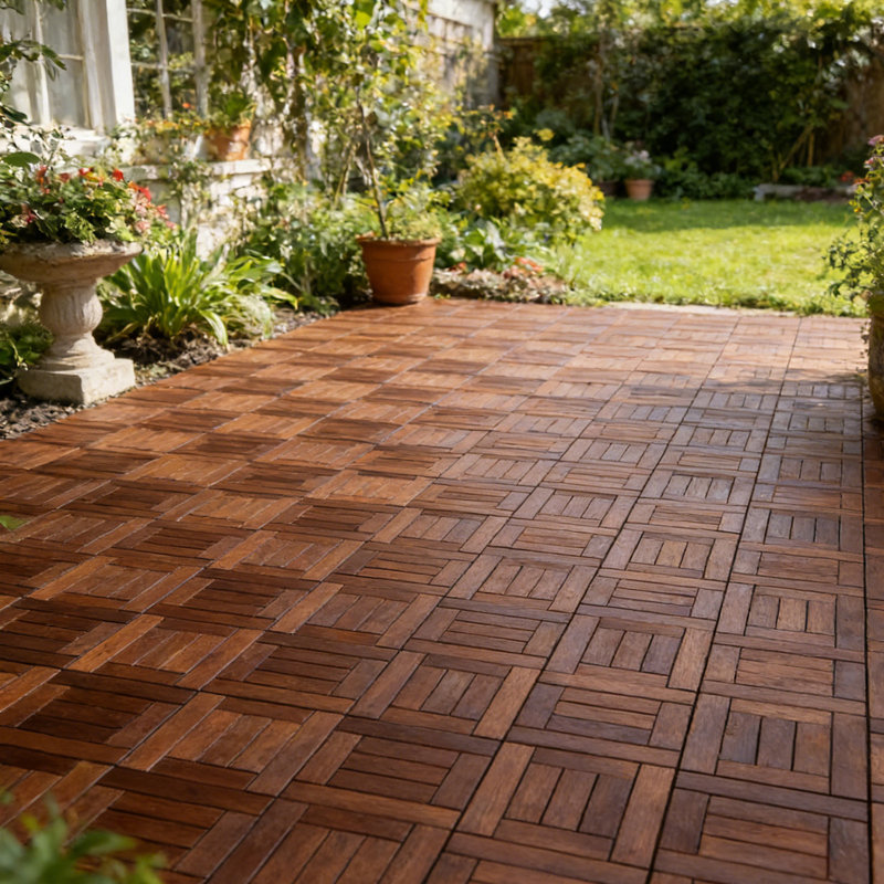 Carreaux de sol imbriqués en bois d'acacia et en PP de qualité supérieure - brun foncé 12 po x 12 po (paquet de 60), surface sécuritaire antidérapante, robuste et stable pour une utilisation intérieure / extérieure, conception à verrouillage facile, couvre 60 pieds carrés