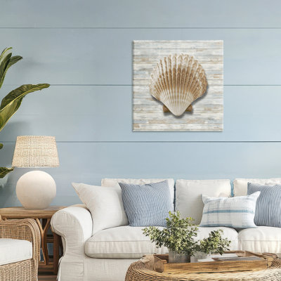 Clam Shell on Shiplap Canvas, design by Amber Sterling