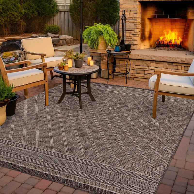 Tapis d'extérieur à treillis, Carré 7 pi 10 po