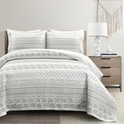 Hygge Geo Reversible Contemporary 3-Piece Quilt Set