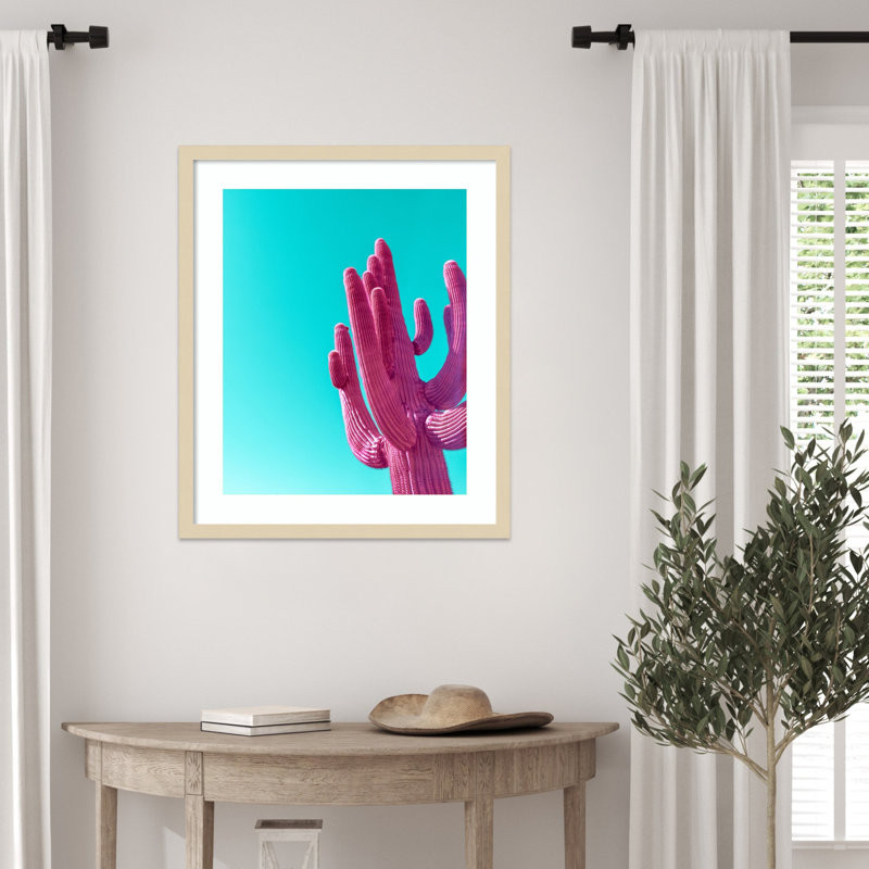 «Magenta Pink Saguaro» par Cristobal, impression sur bois encadrée, H 25 po x l 21 po