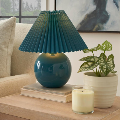 Lampe de table en céramique avec abat-jour plissé - Éclairage décoratif moderne pour chambre à coucher, salon, bureau ou table de chevet - Compatible avec ampoule E26