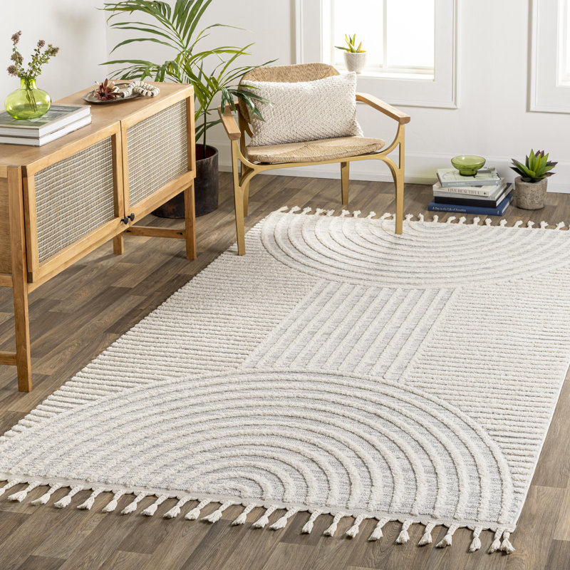 Aine cream rug, Rectangle 3 pi 11 po x 5 pi 7 po
