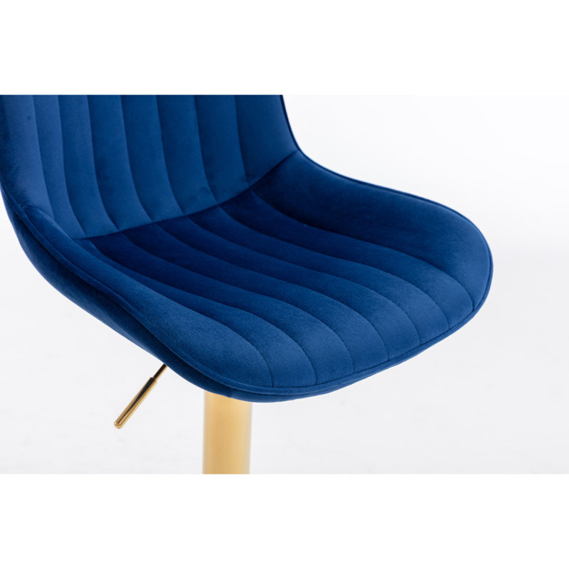 Ensemble de tabourets de bar réglables en velours pivotant avec pieds dorés, combinant confort et style., Bleu