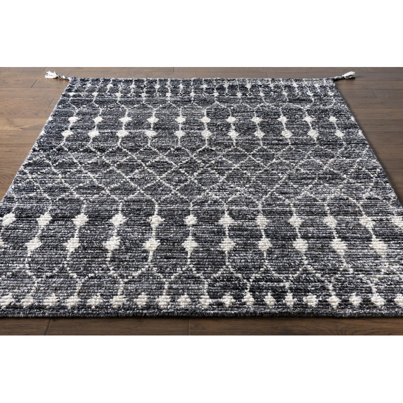 Okolona Geometric Indoor / Outdoor Rug, Rectangle 2' x 3'