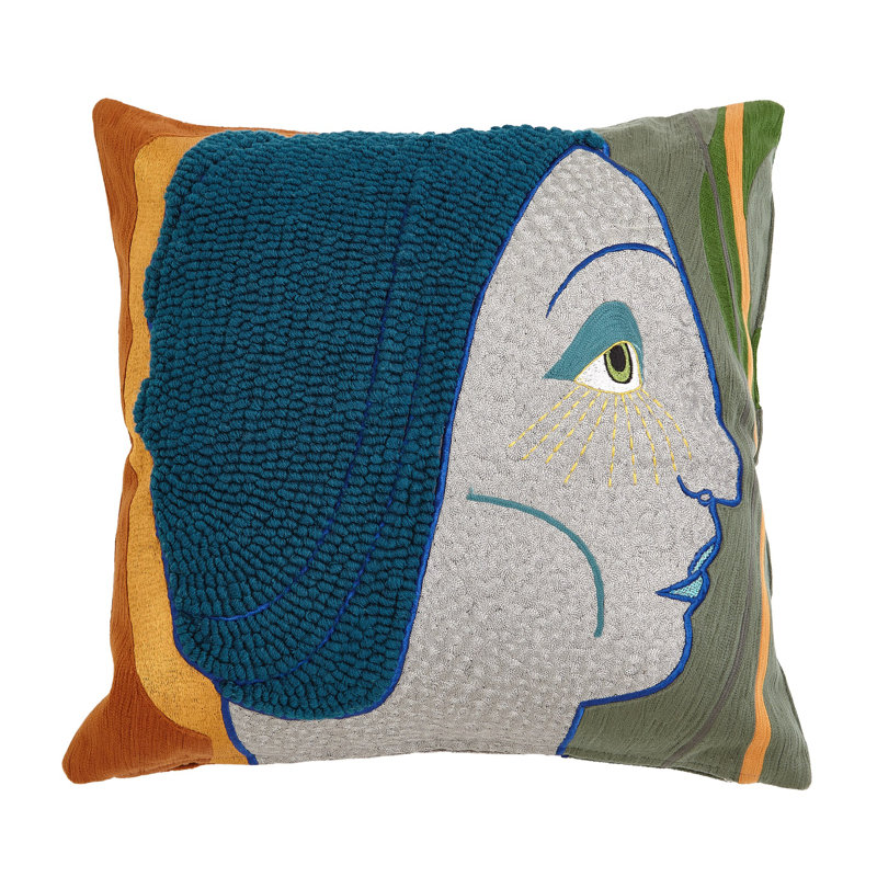 Frau Heidi Pillow