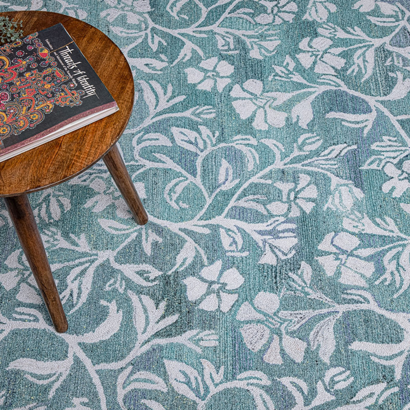 Camellia Hand Tufted Indoor/Outdoor Rug, Rectangle 5' x 8'
