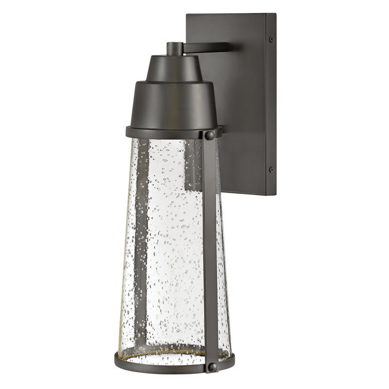 Lanterne murale d'extérieur noire à 1 ampoule Miles, H 17 po x l 7 po x P 7,25 po