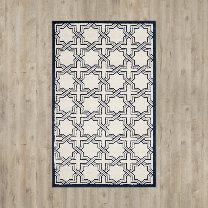 Sollis Geometric Indoor / Outdoor Area Rug, Rectangle 152 x 244 cm